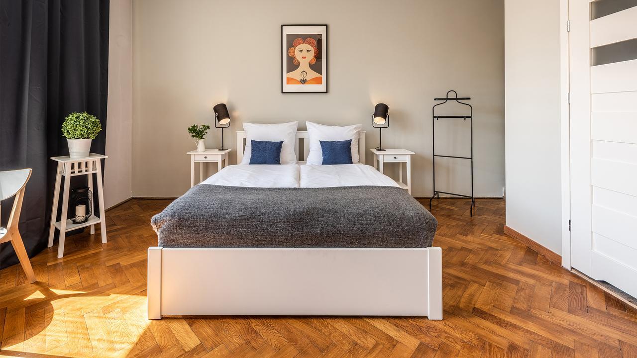 Apartament typu Standard (z łazienką poza apartamentem)